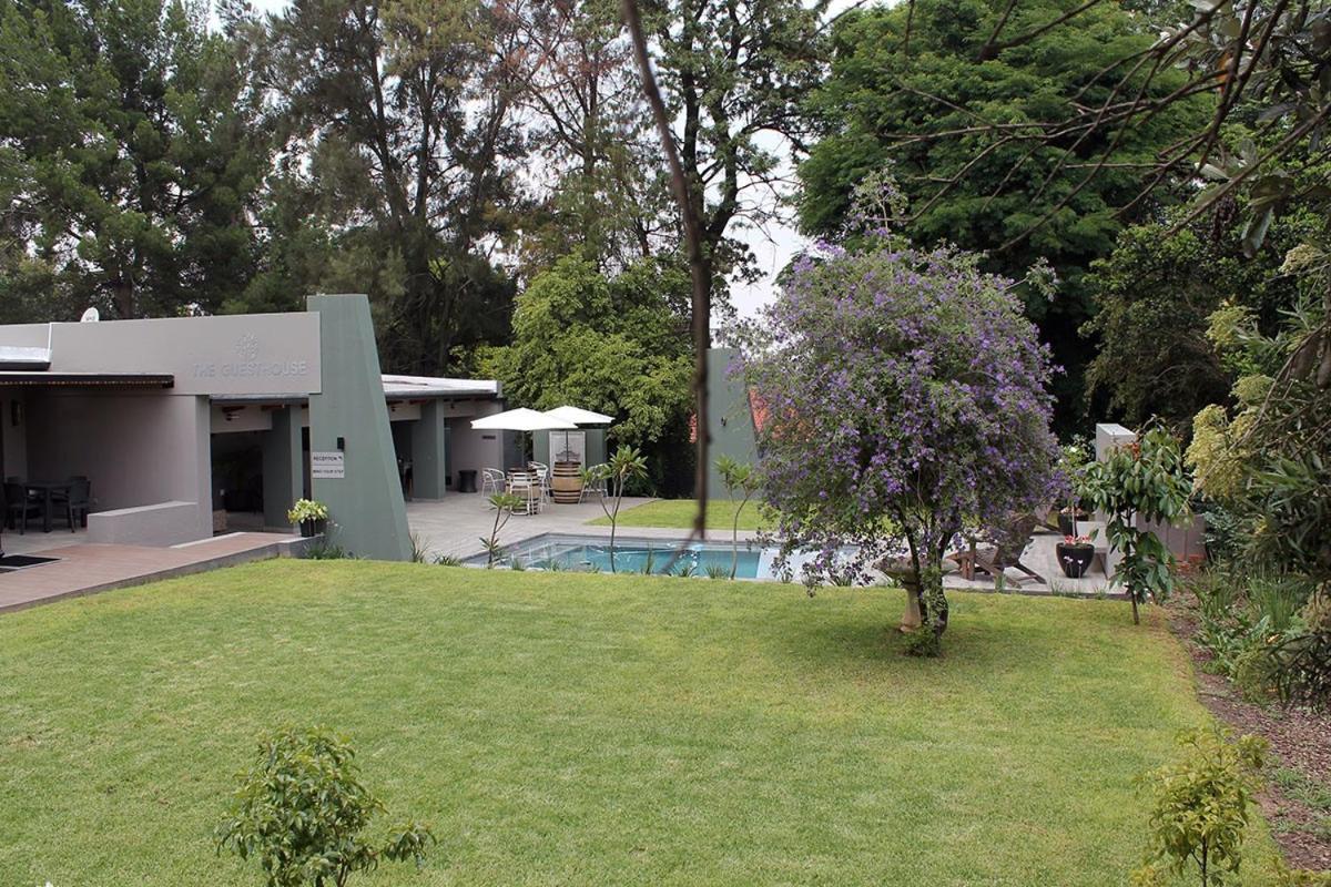 The Guesthouse 6 On Vrede Joanesburgo Exterior foto