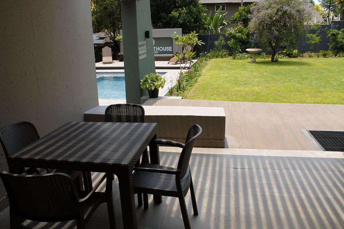 The Guesthouse 6 On Vrede Joanesburgo Exterior foto