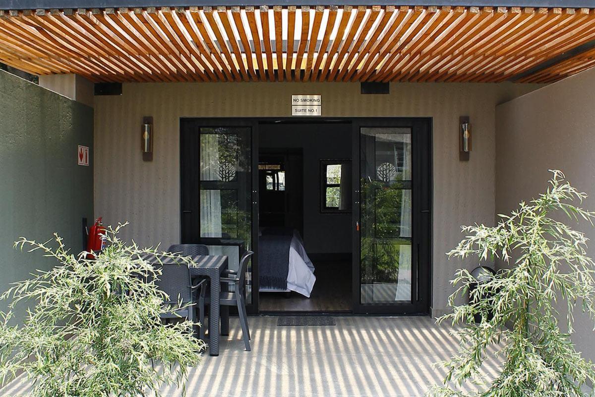 The Guesthouse 6 On Vrede Joanesburgo Exterior foto