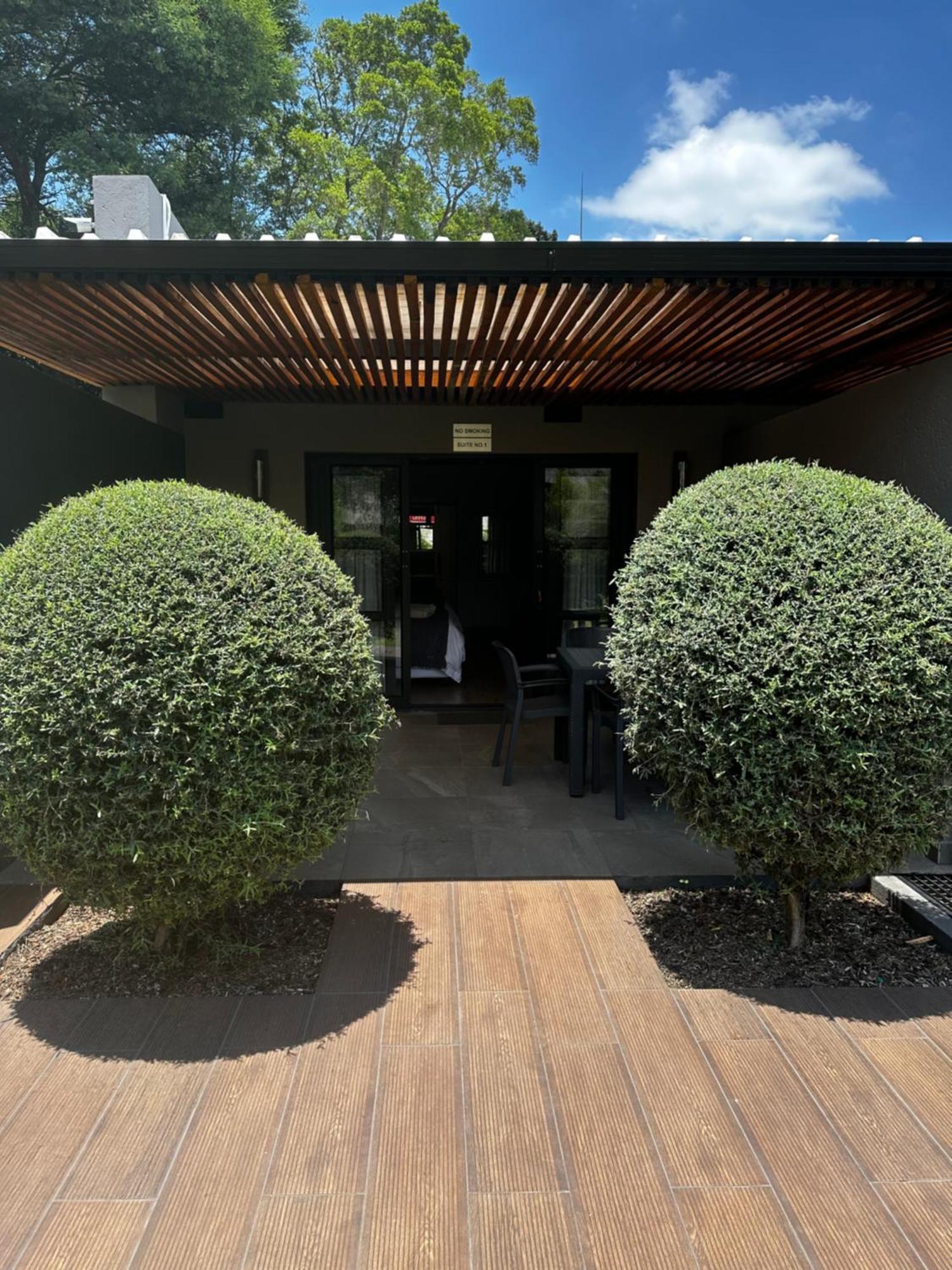 The Guesthouse 6 On Vrede Joanesburgo Exterior foto